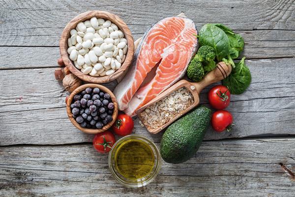 กินแบบ DASH DIET(แดช ไดเอท) ดีต่อโรคหัวใจ…ลดความดันได้อยู่หมัด